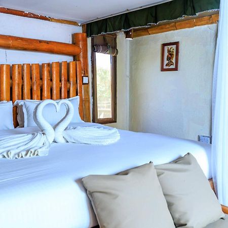 Samburu Elephant Lodge Isiolo Exterior foto